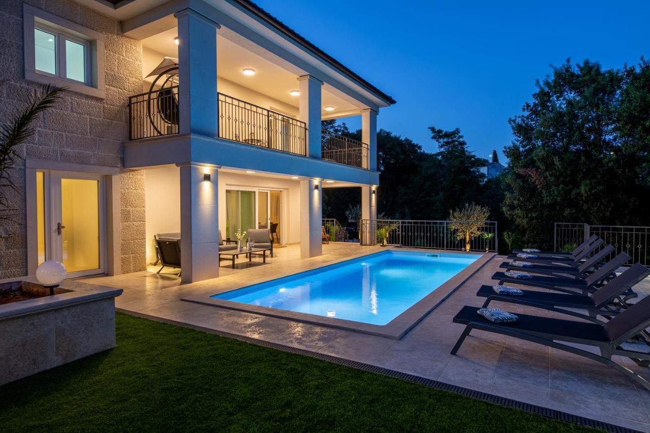 Pafran With Heated Pool Krk Veglia