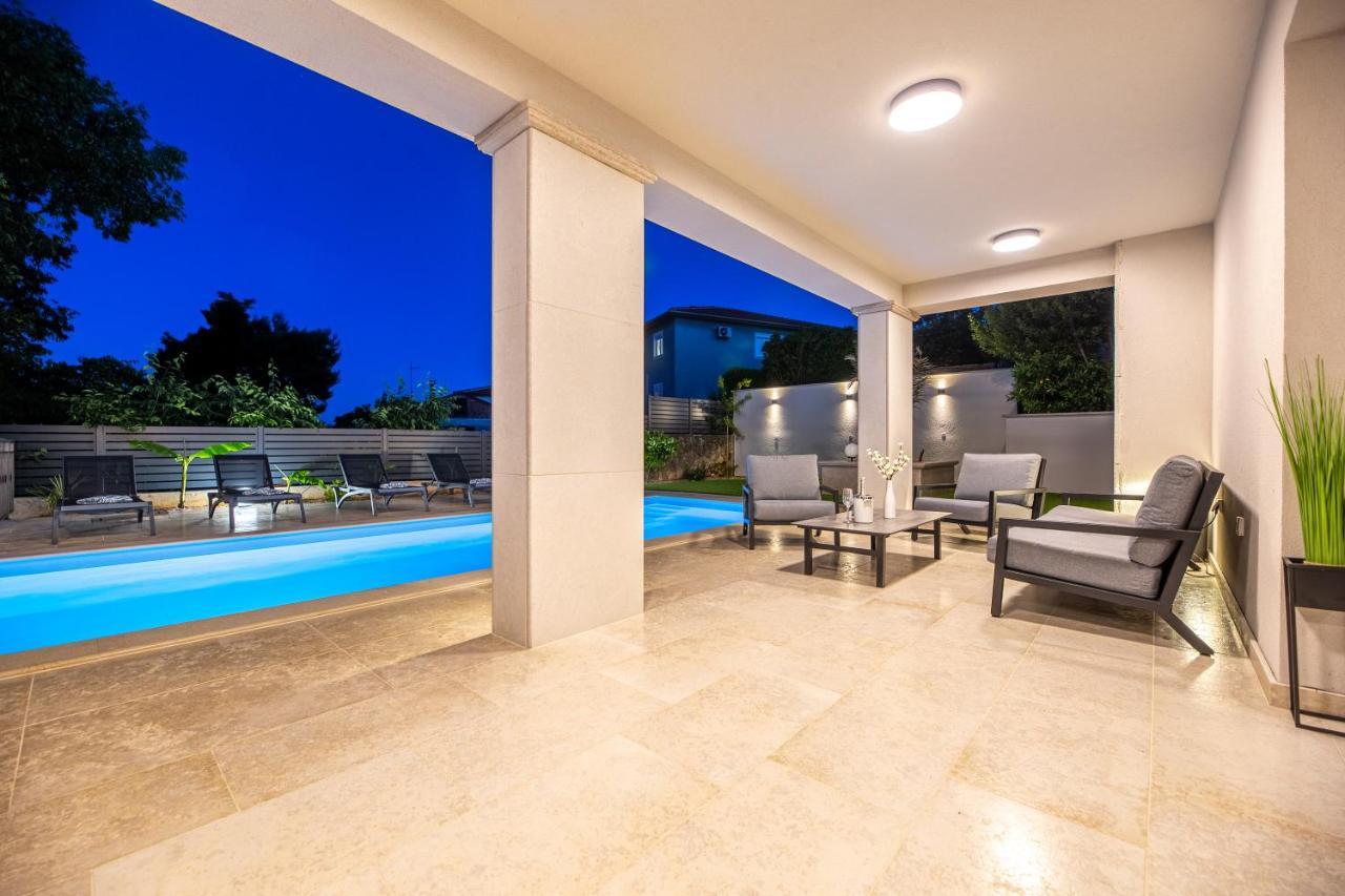 Pafran With Heated Pool Krk * Veglia